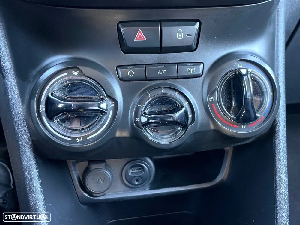 Peugeot 208 1.6 BlueHDi Style - 18