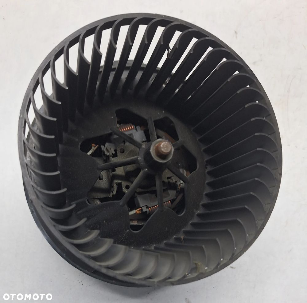 DMUCHAWA WENTYLATOR VALEO -VW PASSAT B6 / EUROPA - 3