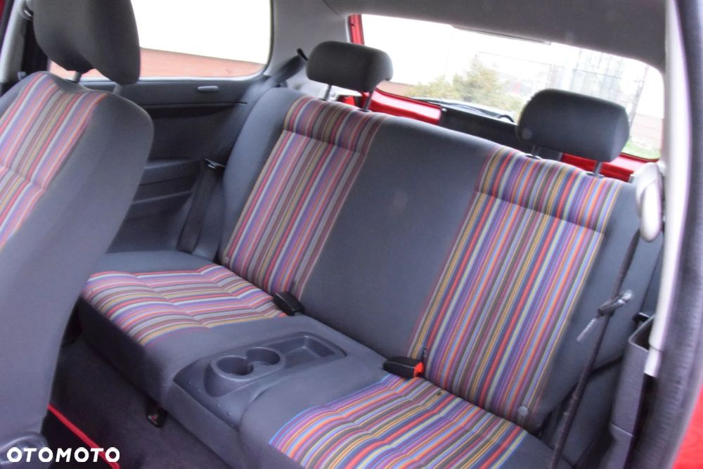 Volkswagen Fox 1.2 - 17