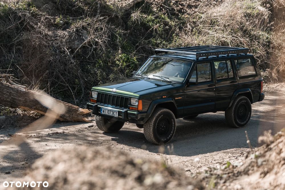 Jeep Cherokee 4.0 Limited - 15