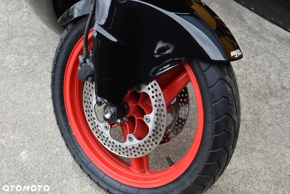 Honda CBR - 26