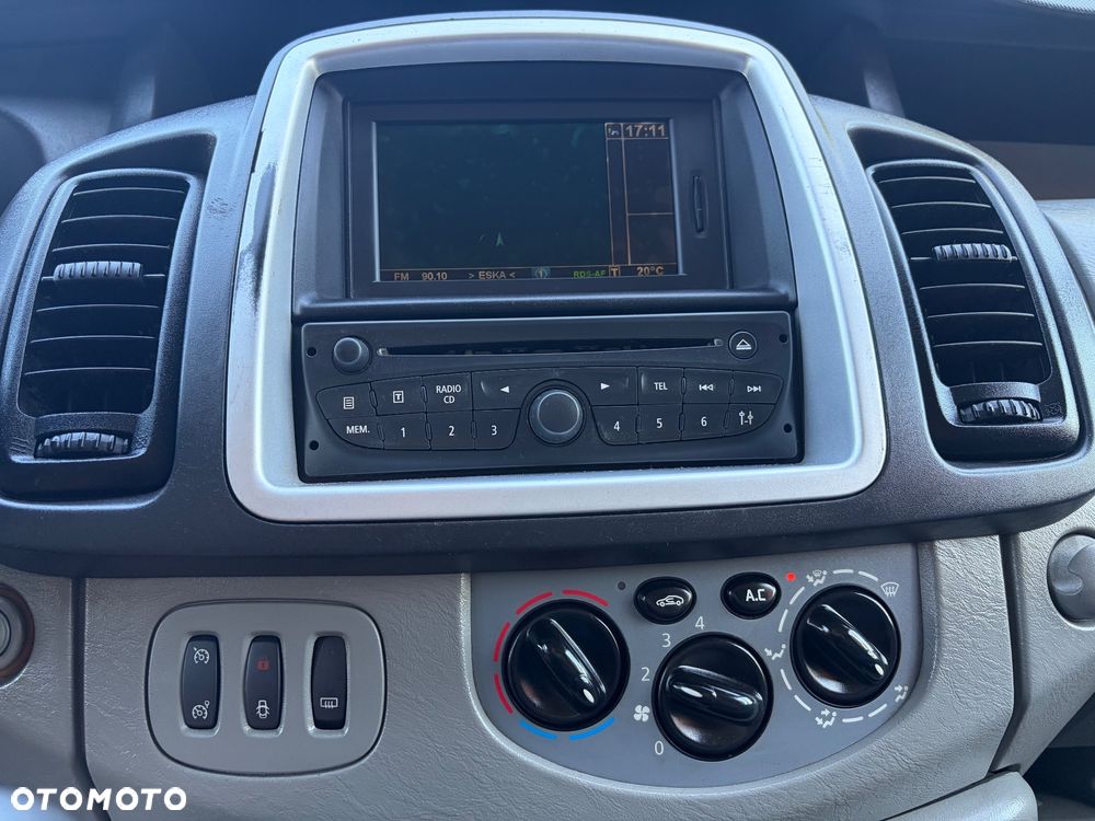 Renault Trafic Vivaro Primastar - 21