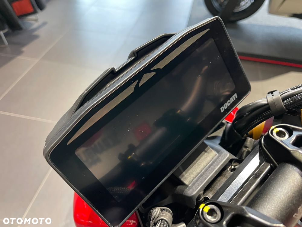 Ducati Streetfighter V4 - 9