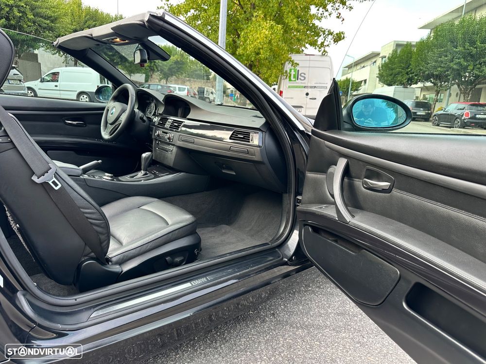 BMW 320 i Cabrio Auto - 52