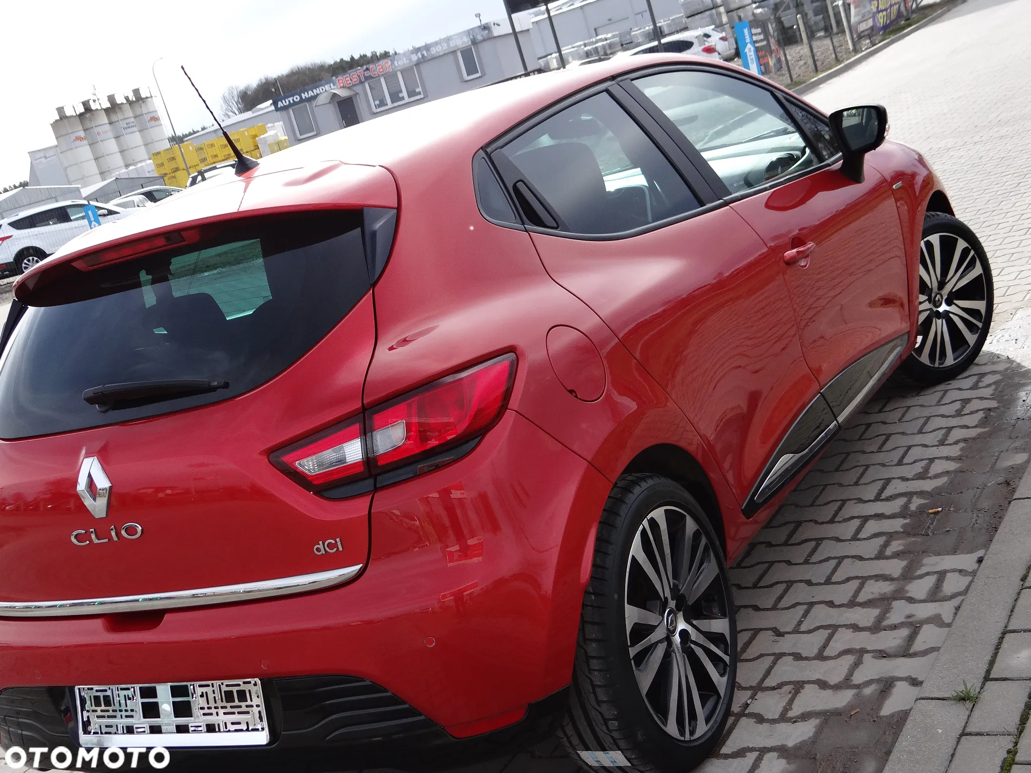 Renault Clio - 15