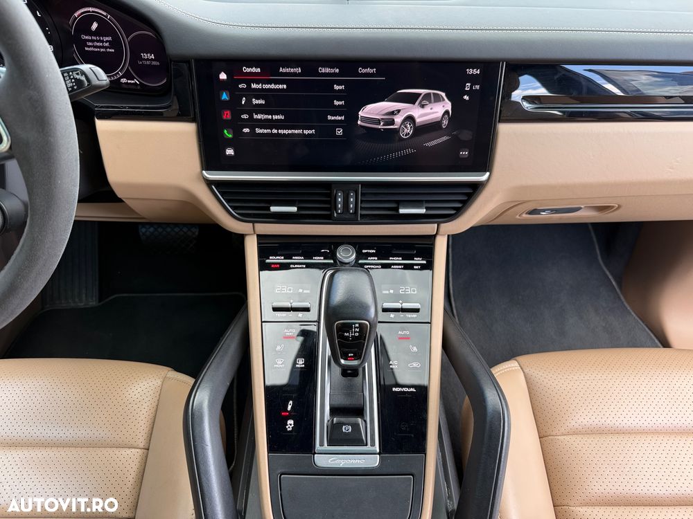 PORSCHE Cayenne 2022 — imagine 24