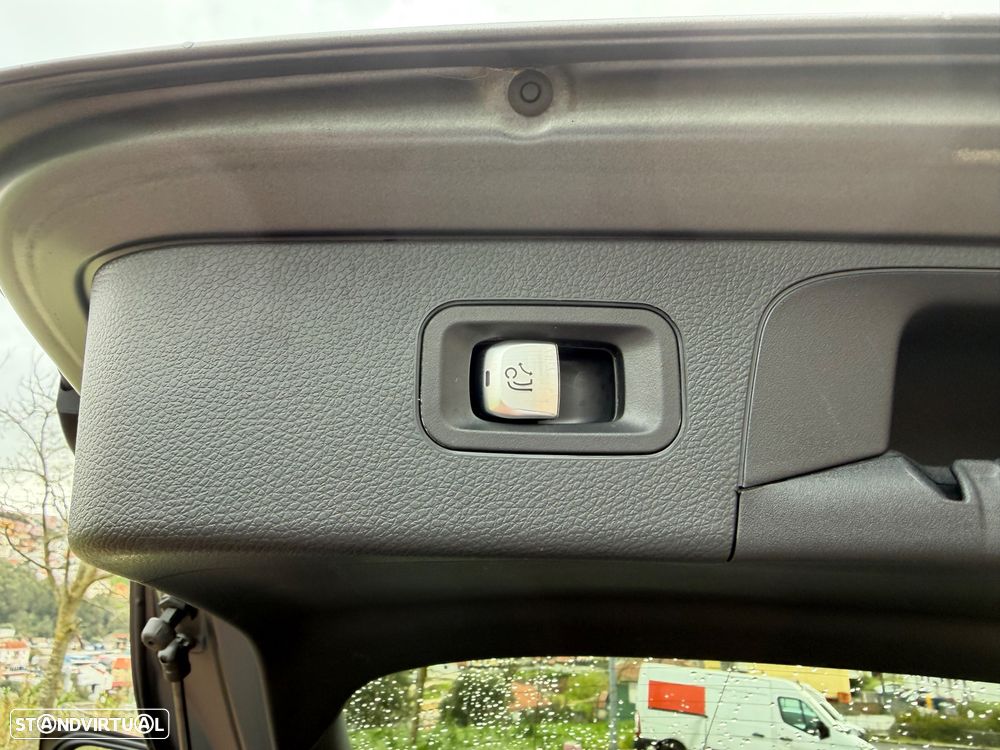 Mercedes-Benz GLC 300 de 4Matic 9G-TRONIC AMG Line Plus - 51