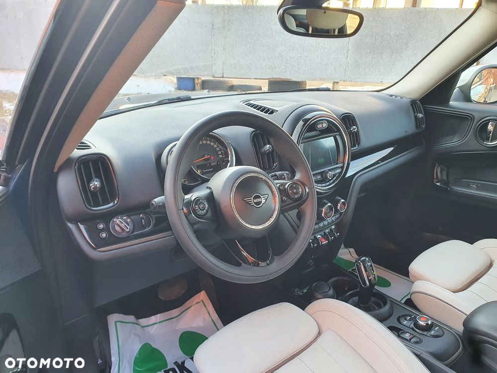 MINI Countryman Cooper D - 11