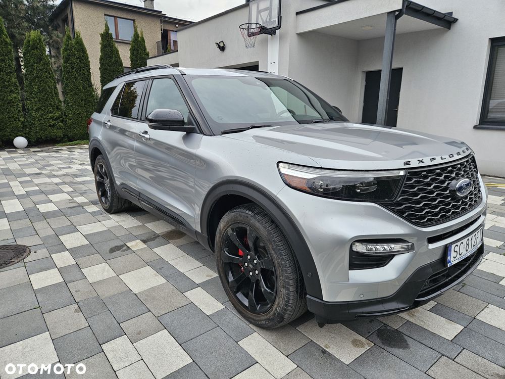 Ford Explorer - 3