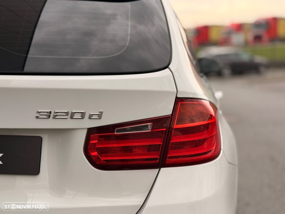 BMW 320 d Line Modern - 24