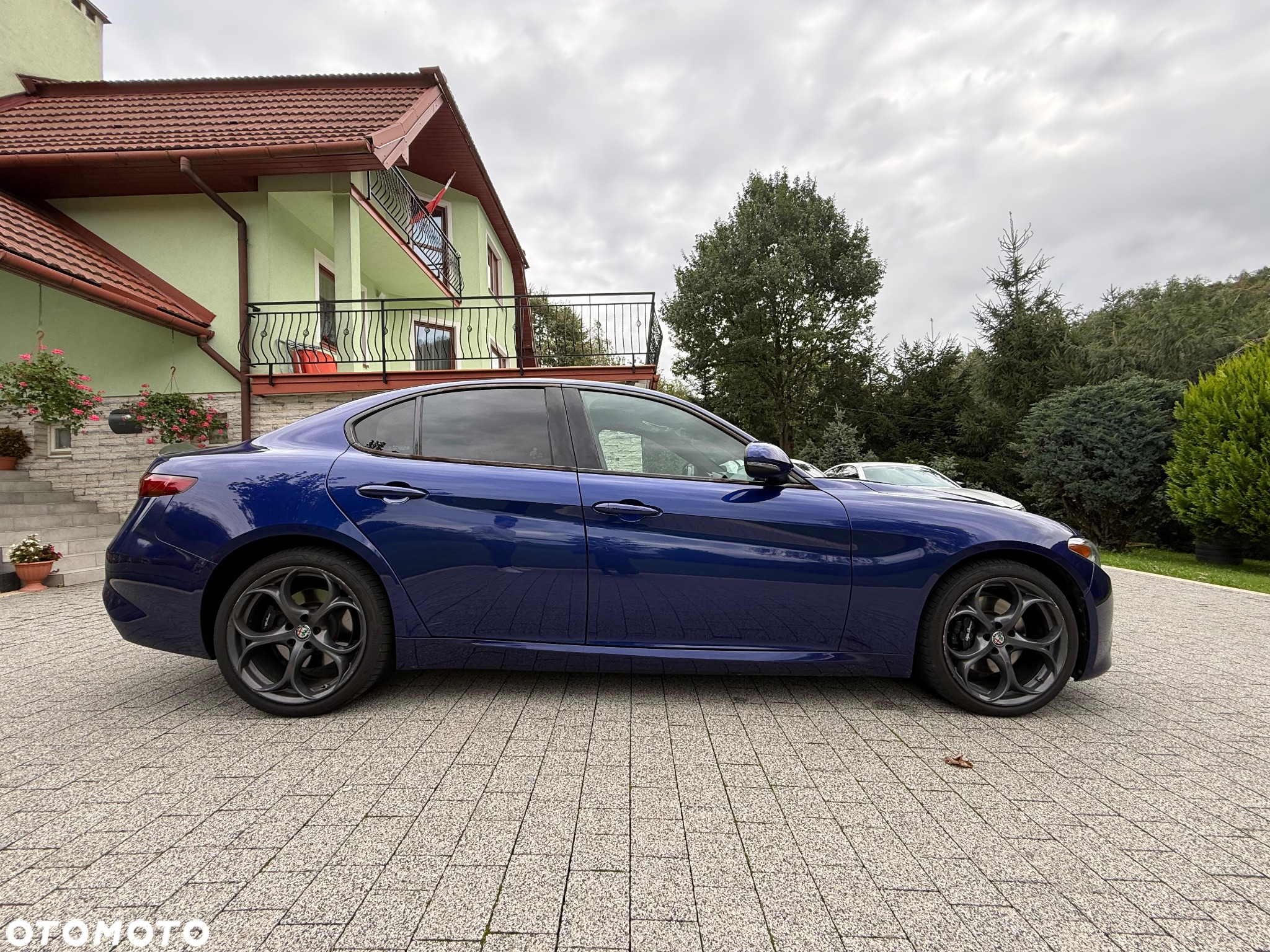 Alfa Romeo Giulia 2.0 Turbo 16V AT8-Q4 Veloce Ti - 8