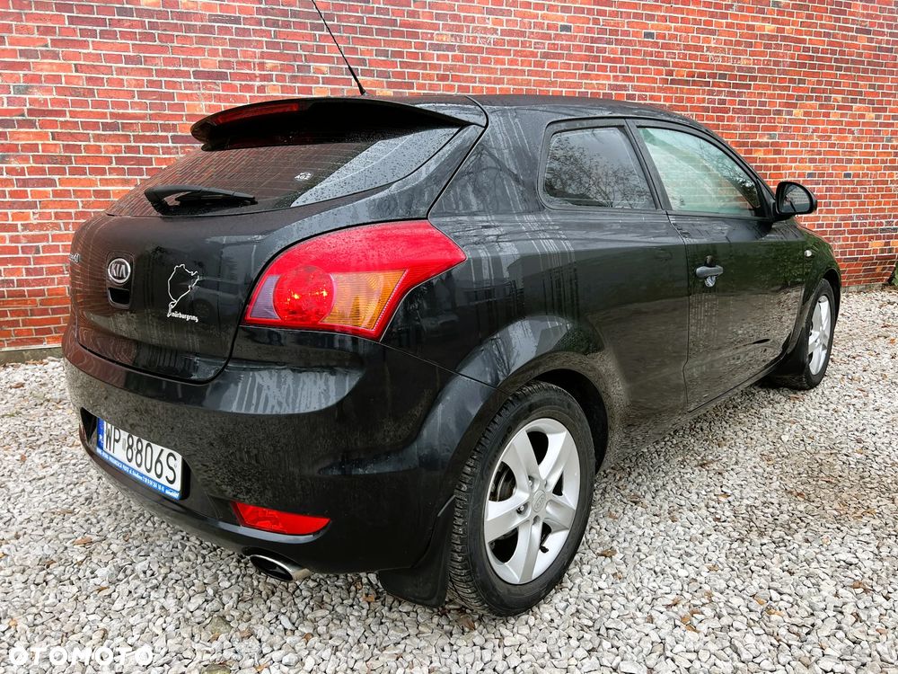 Kia Ceed - 5