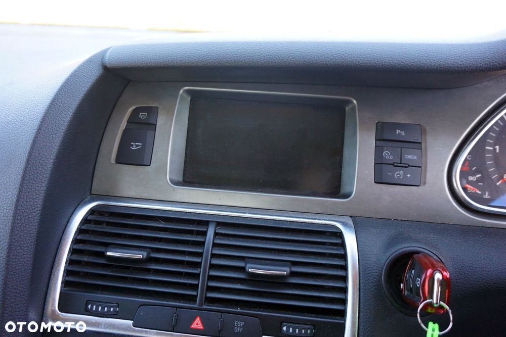 RADIO NAWIGACJA FABRYCZNA Q7 4L LIFT  AUDI 2009-2015 - 1