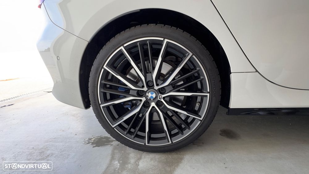 BMW M135i xDrive - 12