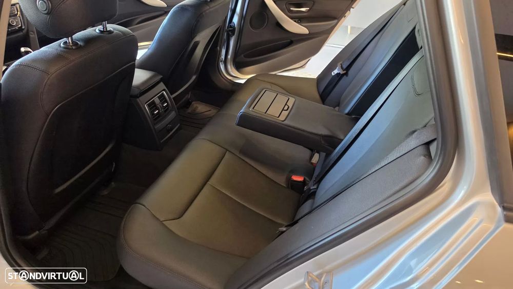BMW 318 d Line Luxury Auto - 45