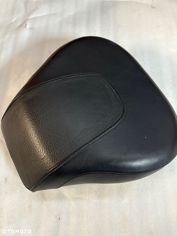 Harley Davidson Breakout siedzenie tylne pasazera