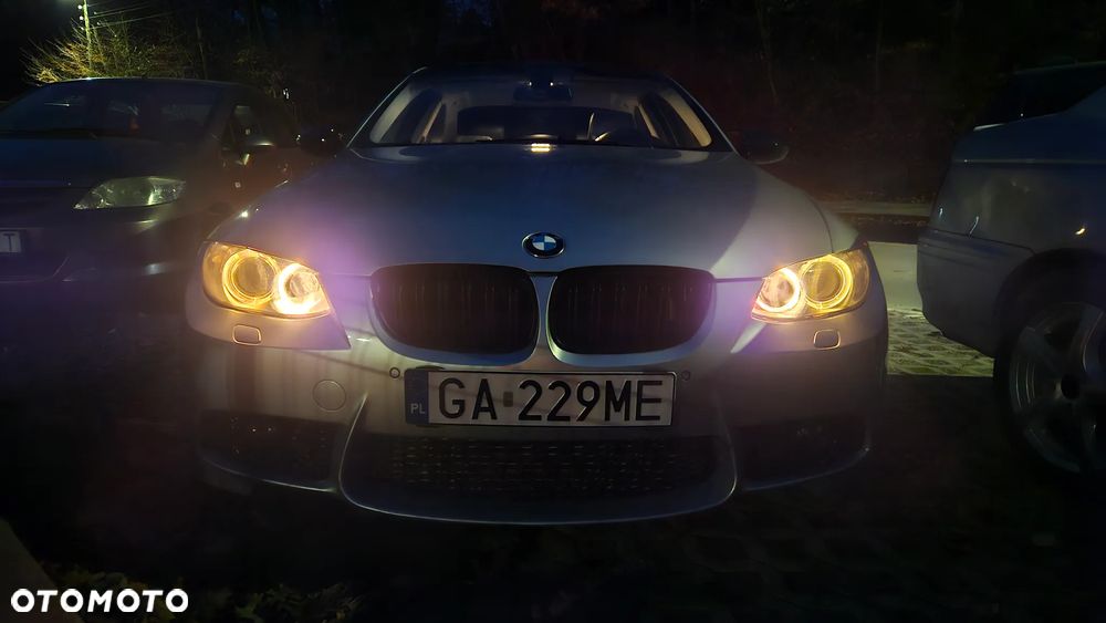 BMW Seria 3 330d - 14