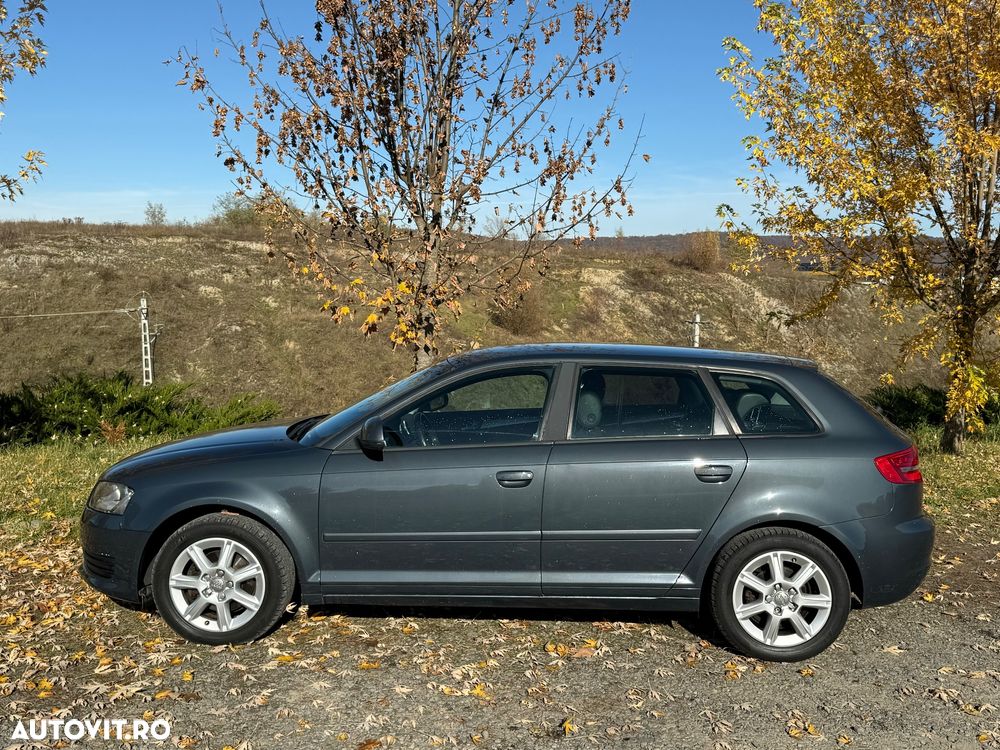 Volkswagen Golf 2.0 TDI DPF DSG MATCH - 1
