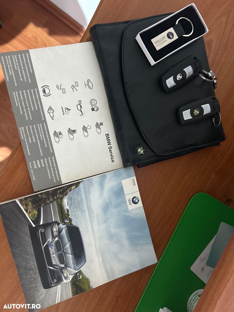 BMW Seria 3 318d - 15