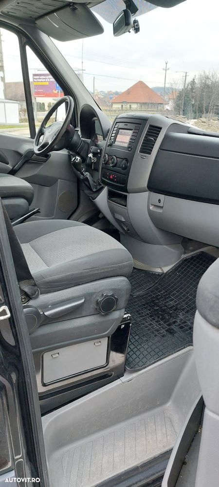 Volkswagen Crafter - 13