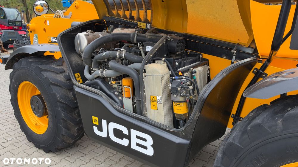 JCB 540-140 Hi Viz - 16