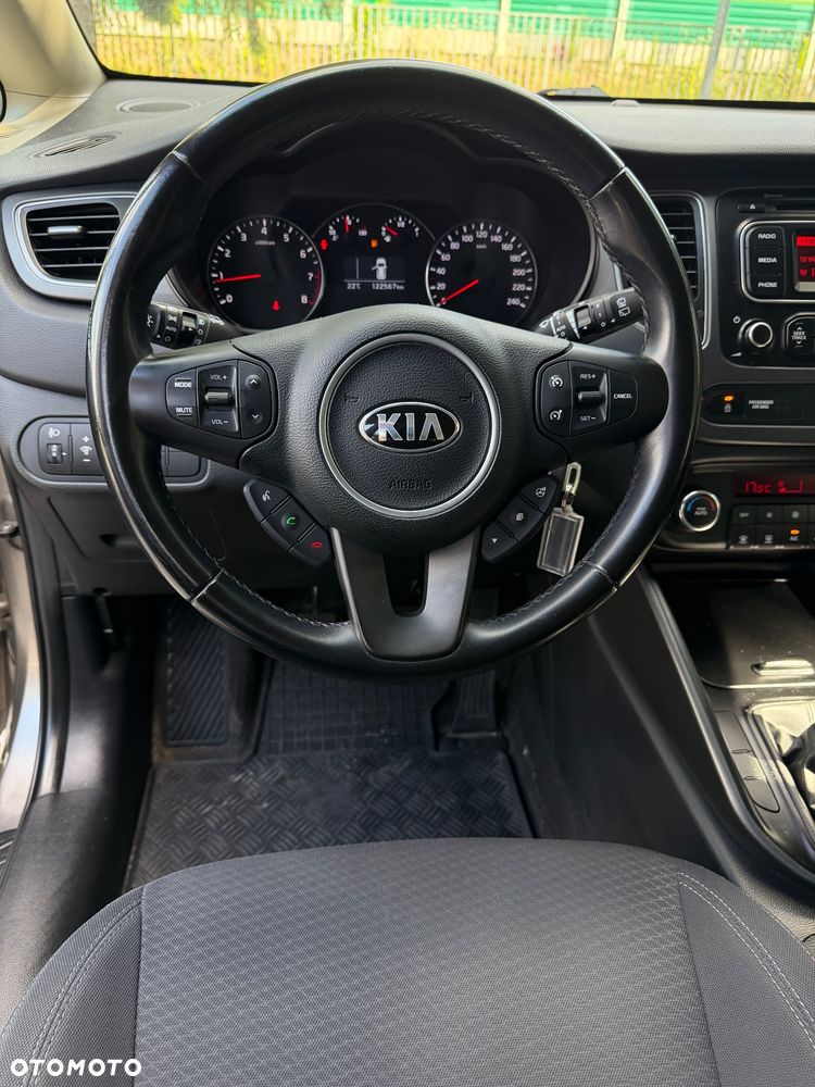 Kia Carens 1.6 GDI L 7os - 13