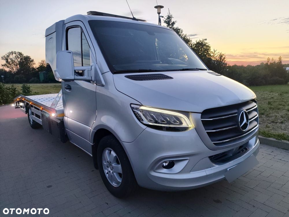 Mercedes-Benz Sprinter 907 3.0CDI 319 - 1