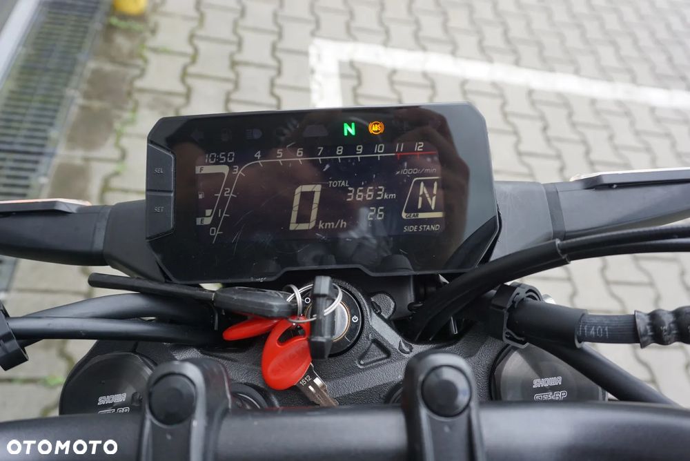 Honda CB - 24