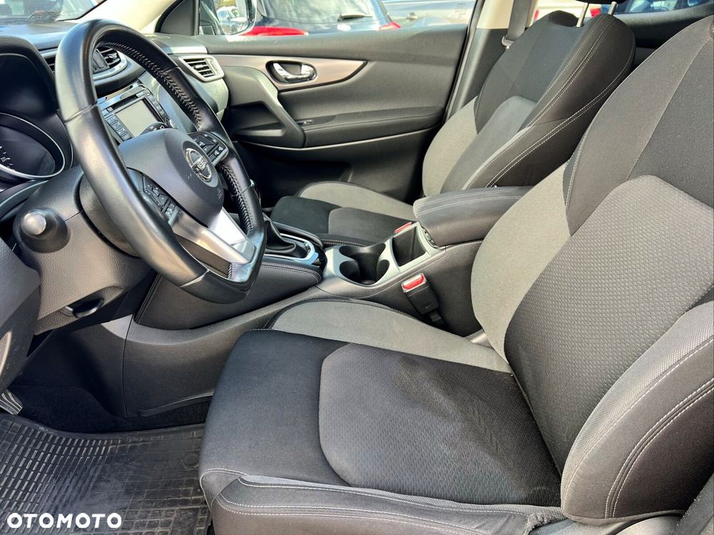 Nissan Qashqai 1.2 DIG-T N-Connecta Xtronic EU6 - 11