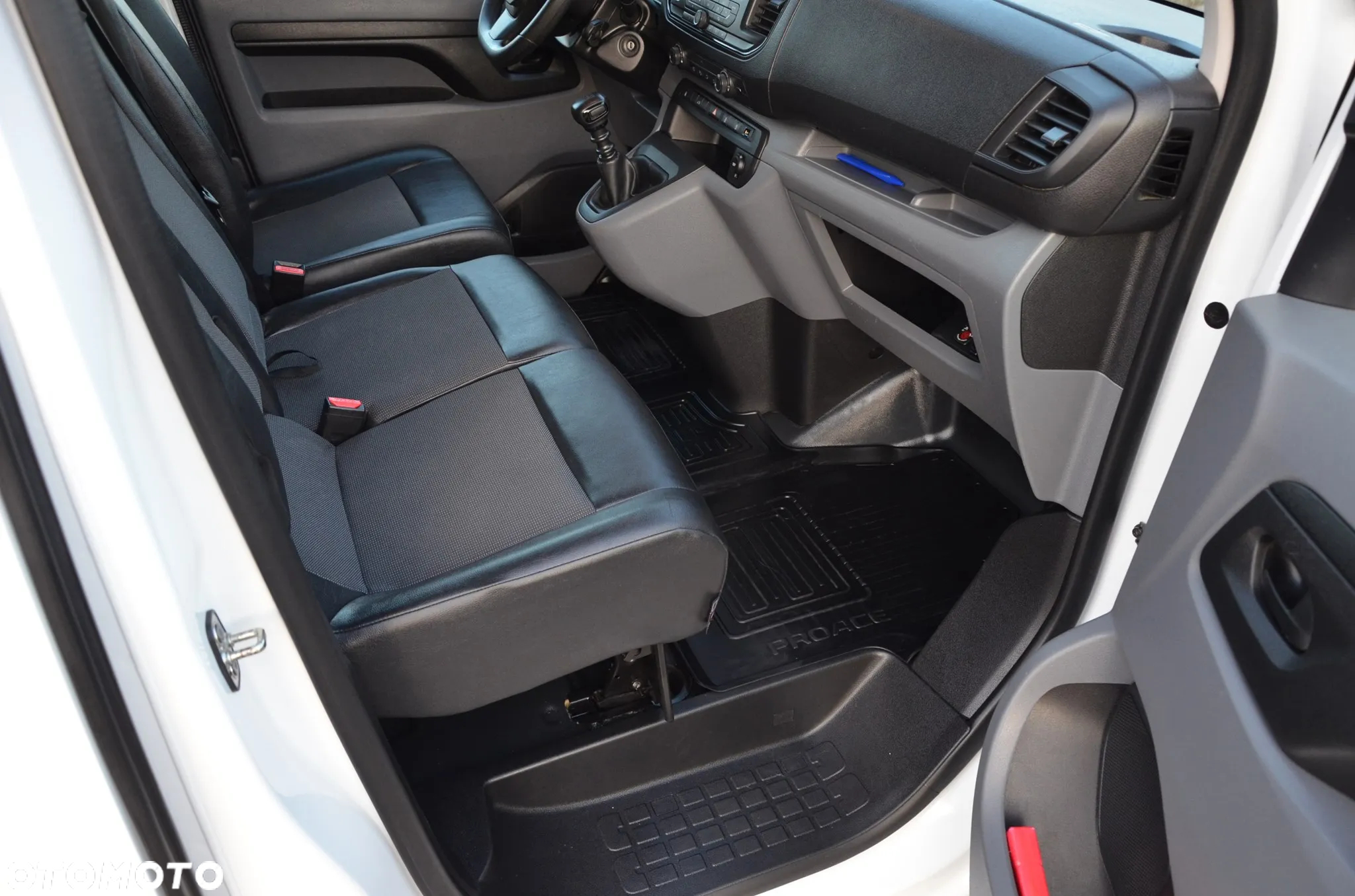 Toyota PROACE - 22