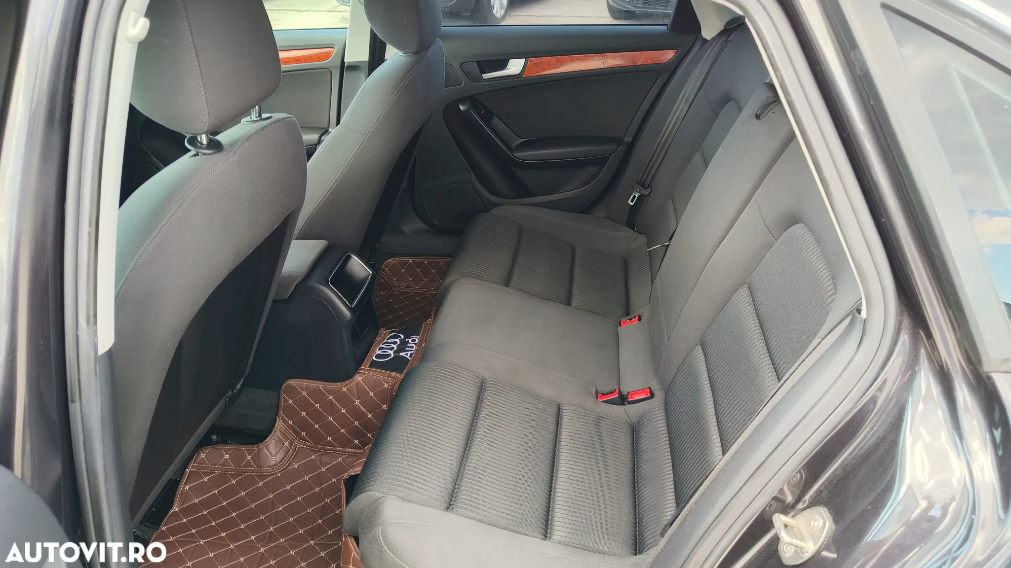 Audi A4 2.0 TDI Avant - 9