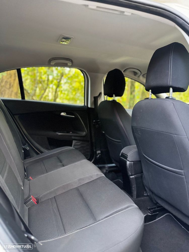 Fiat Tipo 1.3 M-Jet Lounge J17 - 23