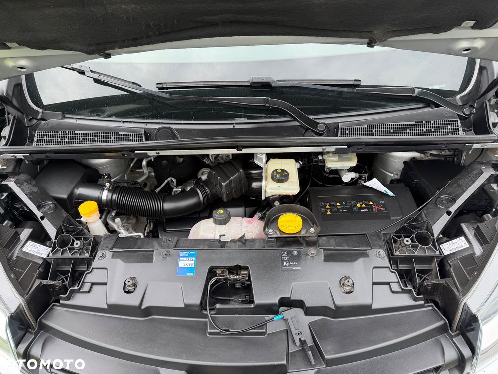 Renault Trafic (ENERGY) Start & Stop Combi Expression - 28