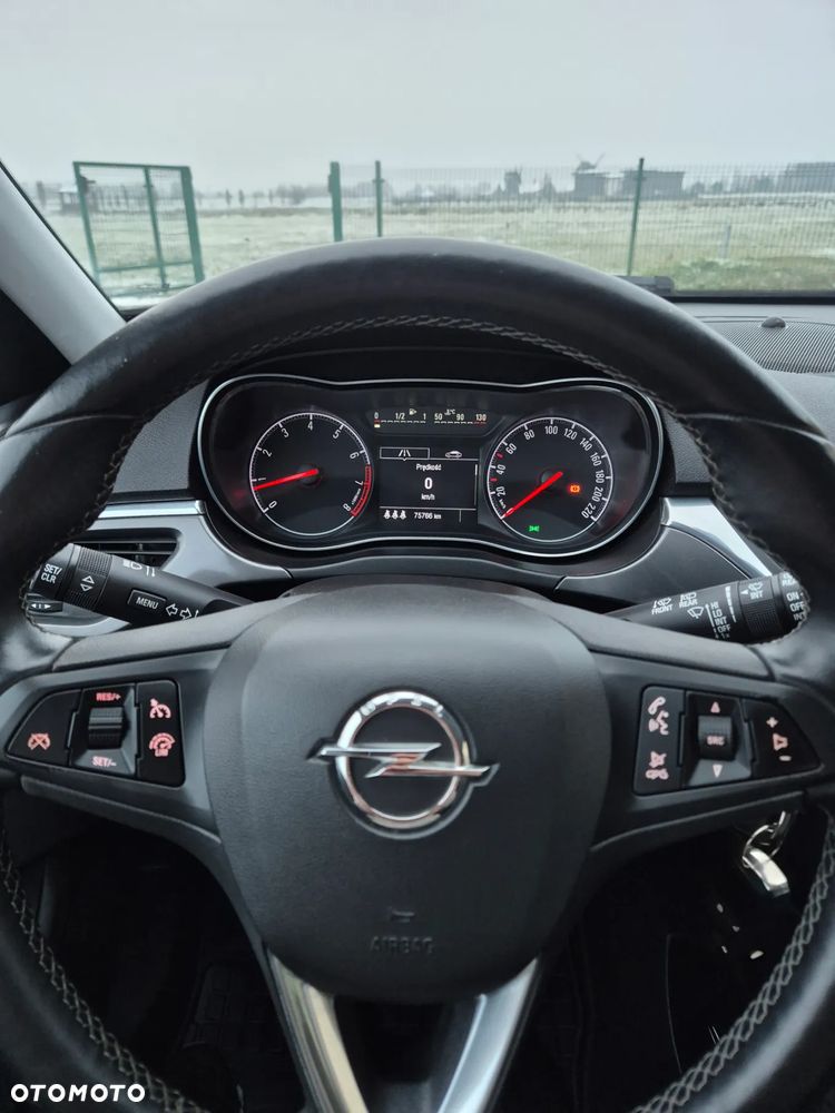 Opel Corsa 1.4 16V Cosmo - 13