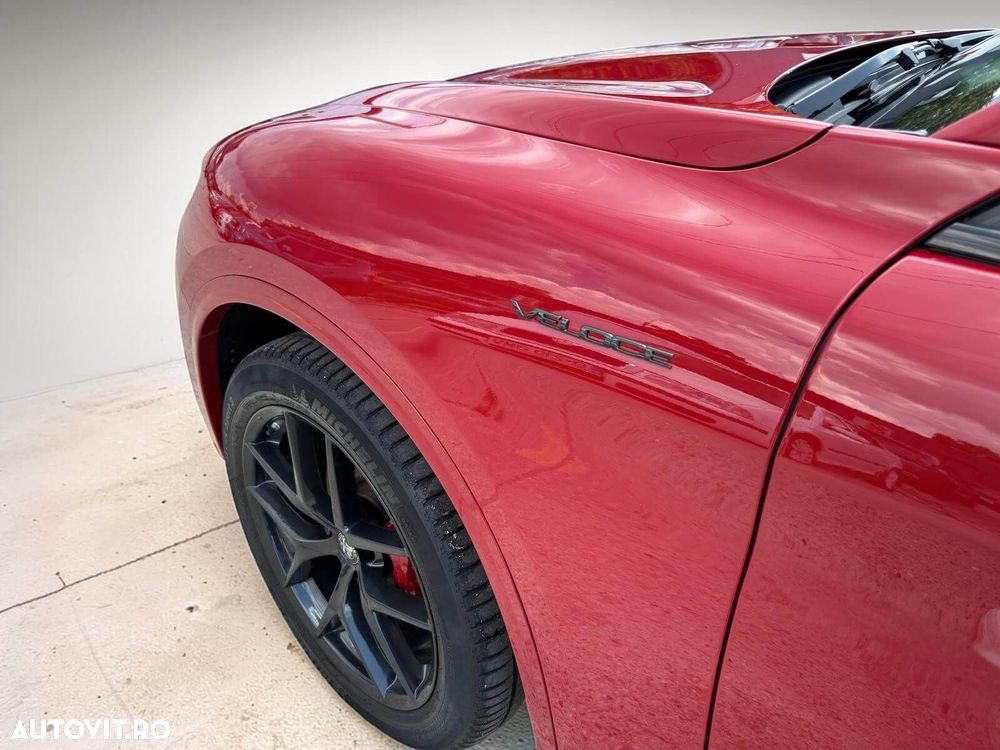 Alfa Romeo Stelvio - 19