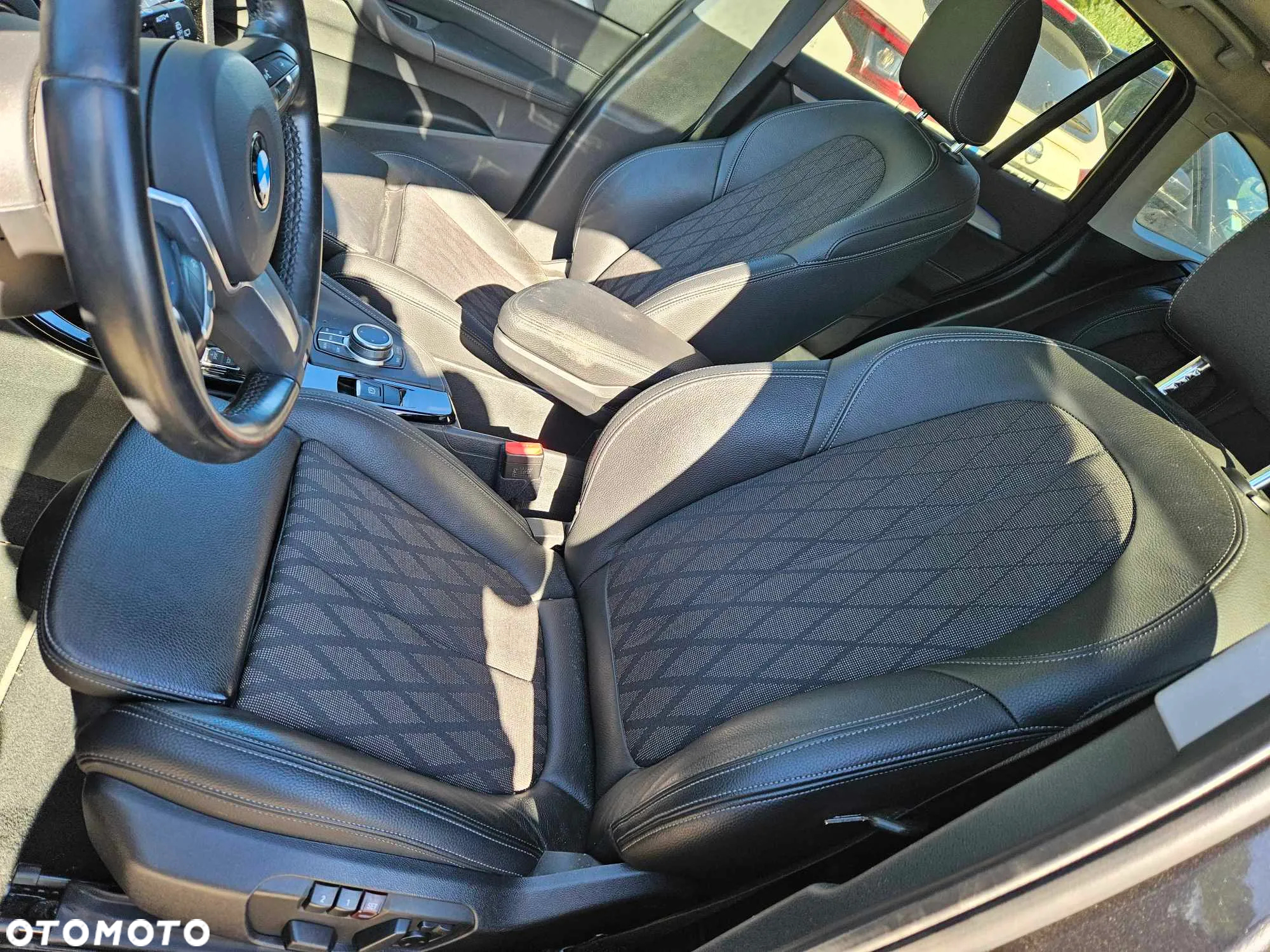BMW X1 sDrive18d sport - 16