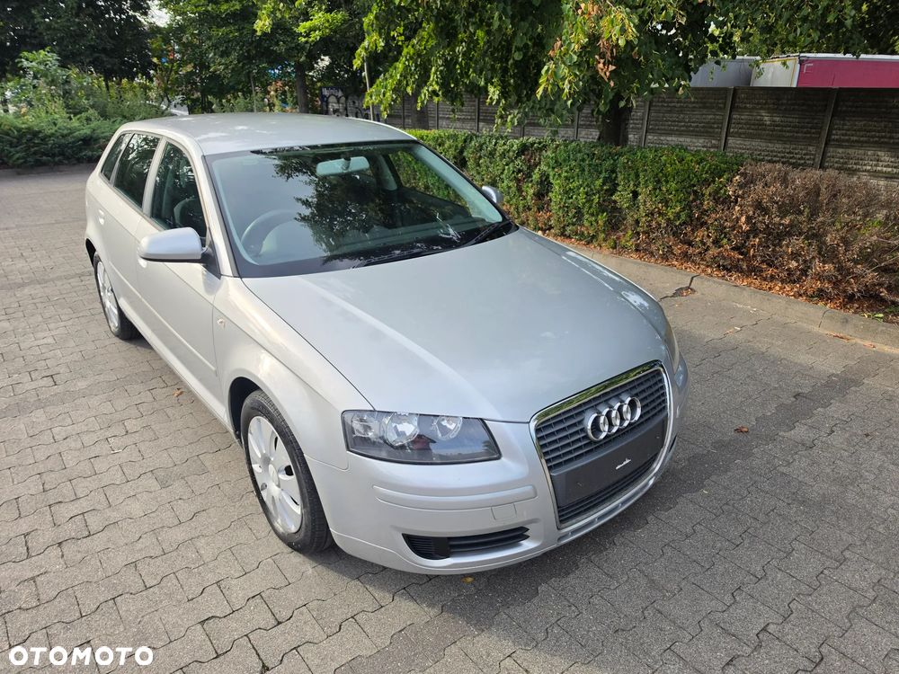 Audi A3 Sportback 1.6 Ambiente Tiptr - 5