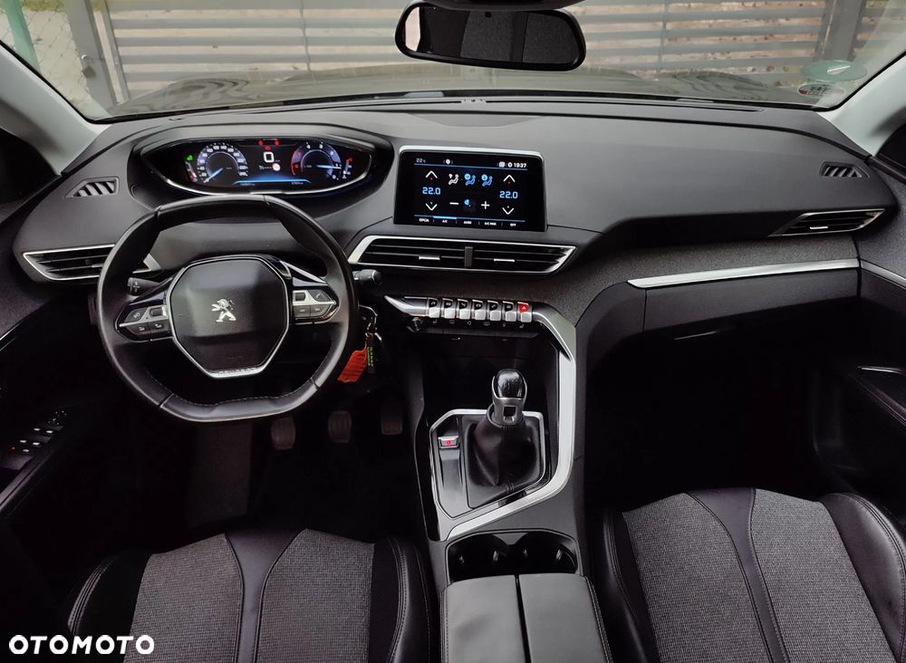 Peugeot 3008 - 8