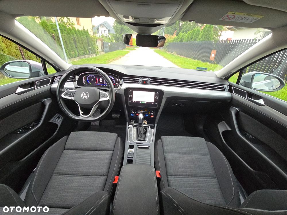 Volkswagen Passat - 10