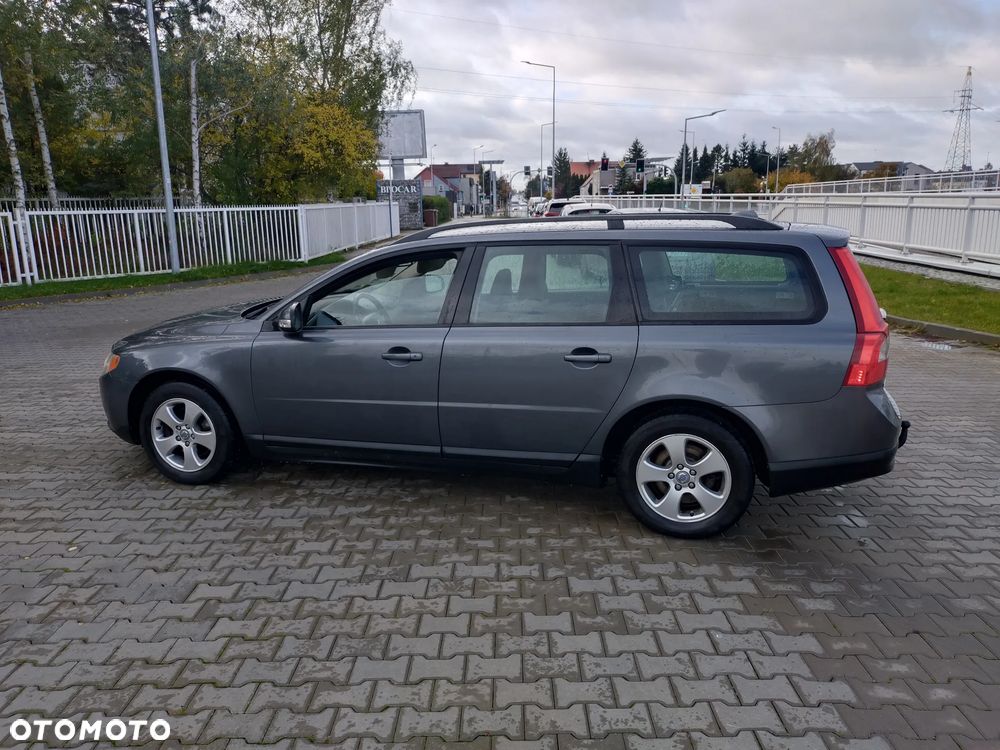 Volvo V70 2.0D Momentum - 38