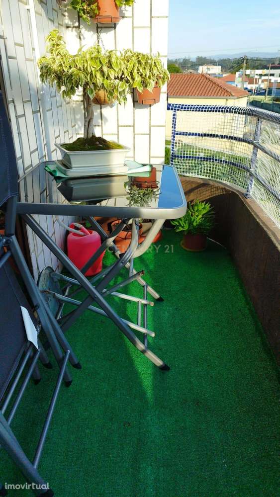 Apartamento de 4 assoalhadas, em Loureiro, Oliveira de Azeméis - Grande imagem: 2/5