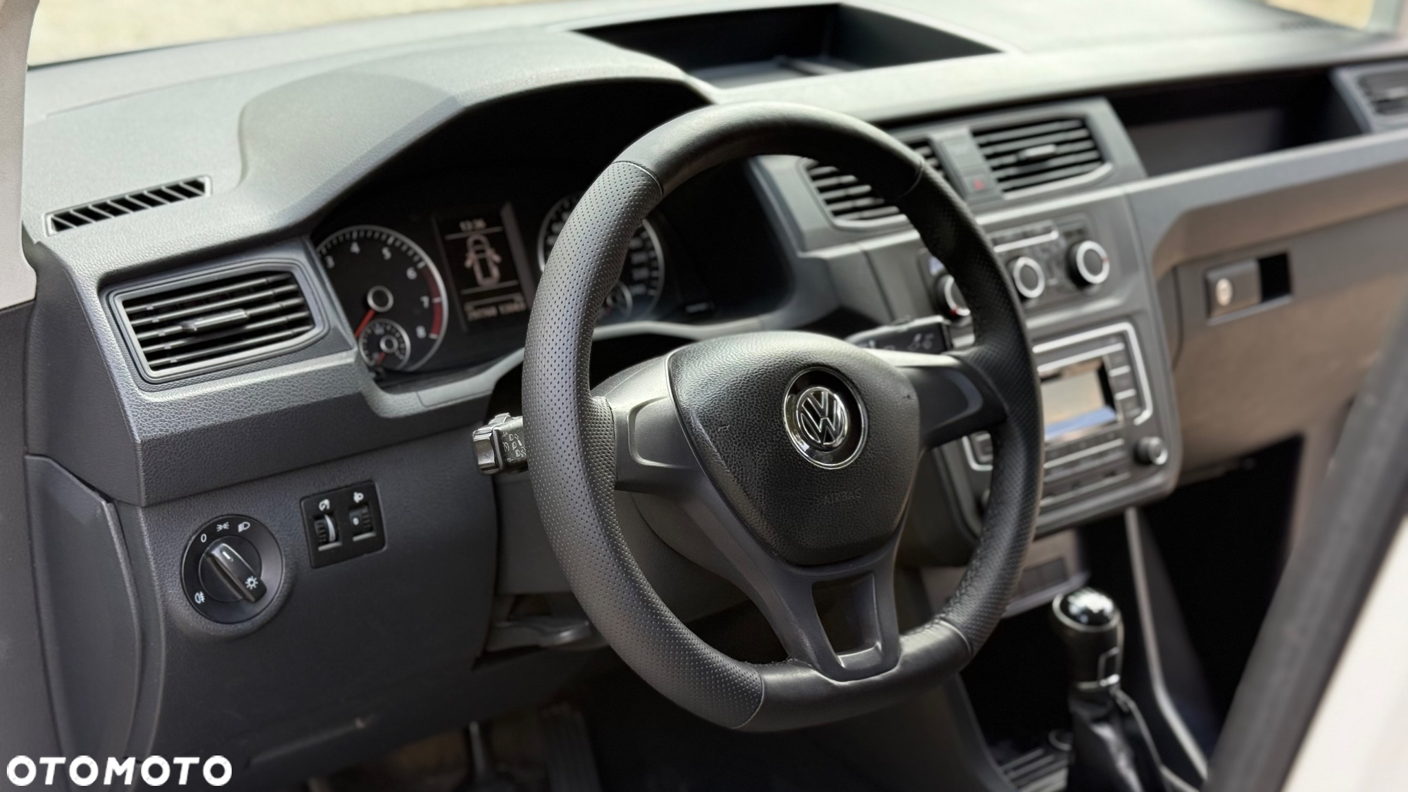 Volkswagen Caddy - 25