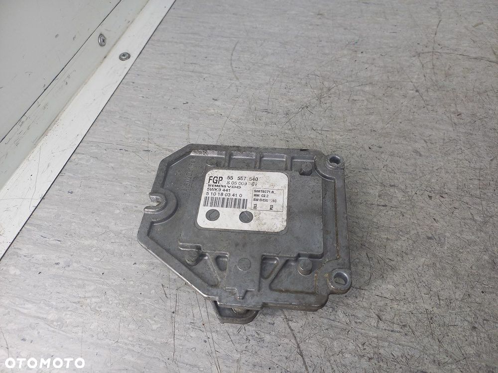 KOMPUTER, STEROWNIK OPEL SIGNUM 55557540  5WK9441 1.8 16V - 3