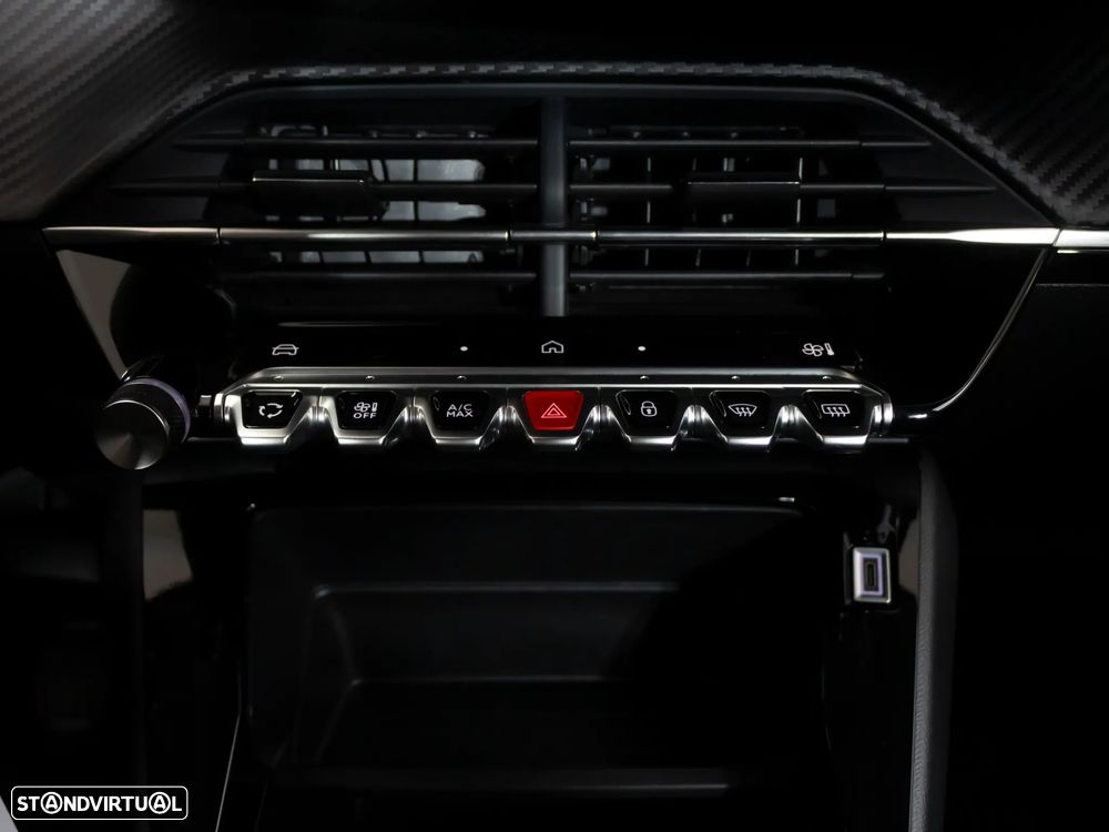 Peugeot 208 1.2 PureTech Active - 30