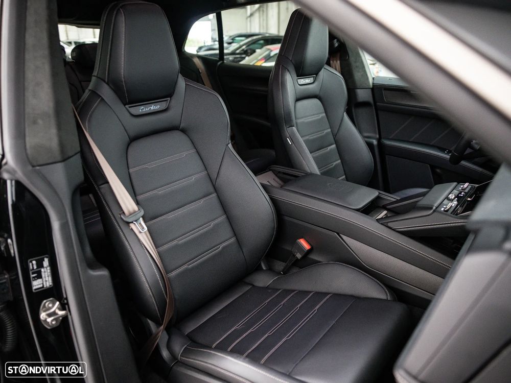 Porsche Cayenne Electric Turbo - 49