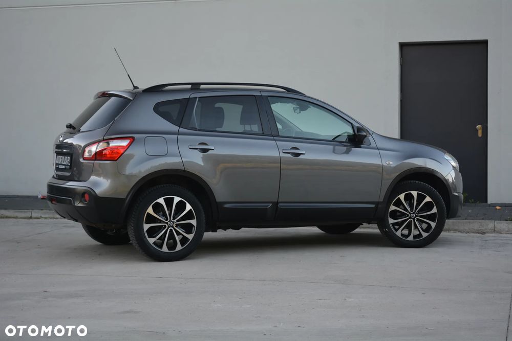 Nissan Qashqai - 12