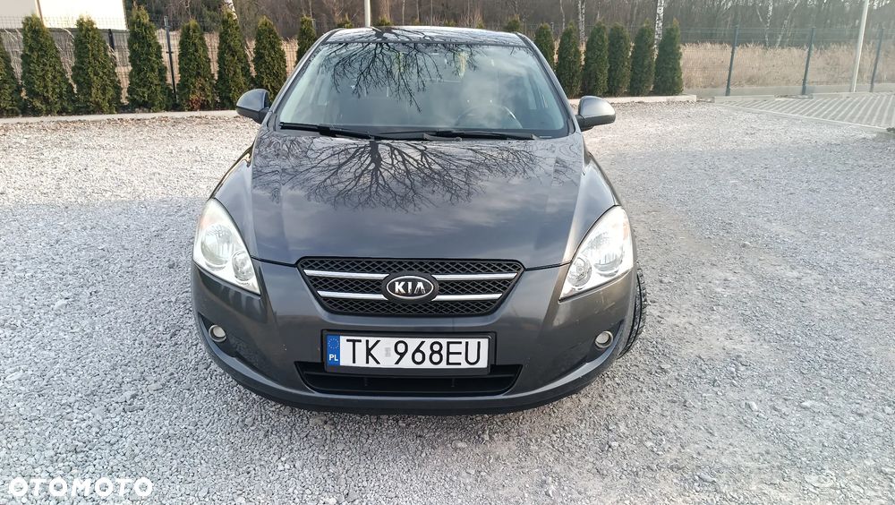 Kia Ceed 1.6 Crdi Comfort - 2