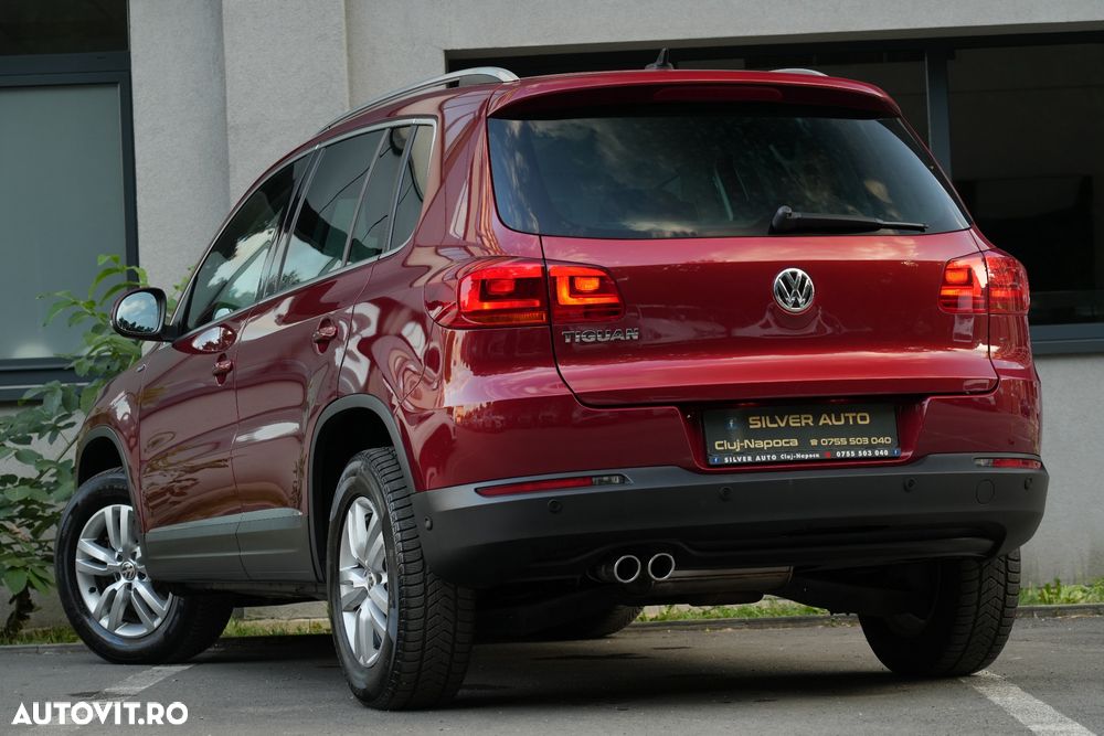 Volkswagen Tiguan 2.0 TDI DPF 4Motion BlueMotion Technology DSG Lounge Track & Style - 16