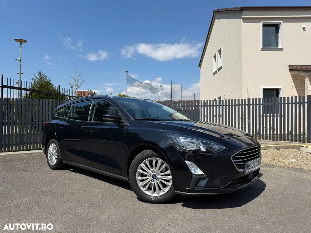 Ford Focus 1.5 EcoBlue Start-Stopp-System Aut. TITANIUM - 2