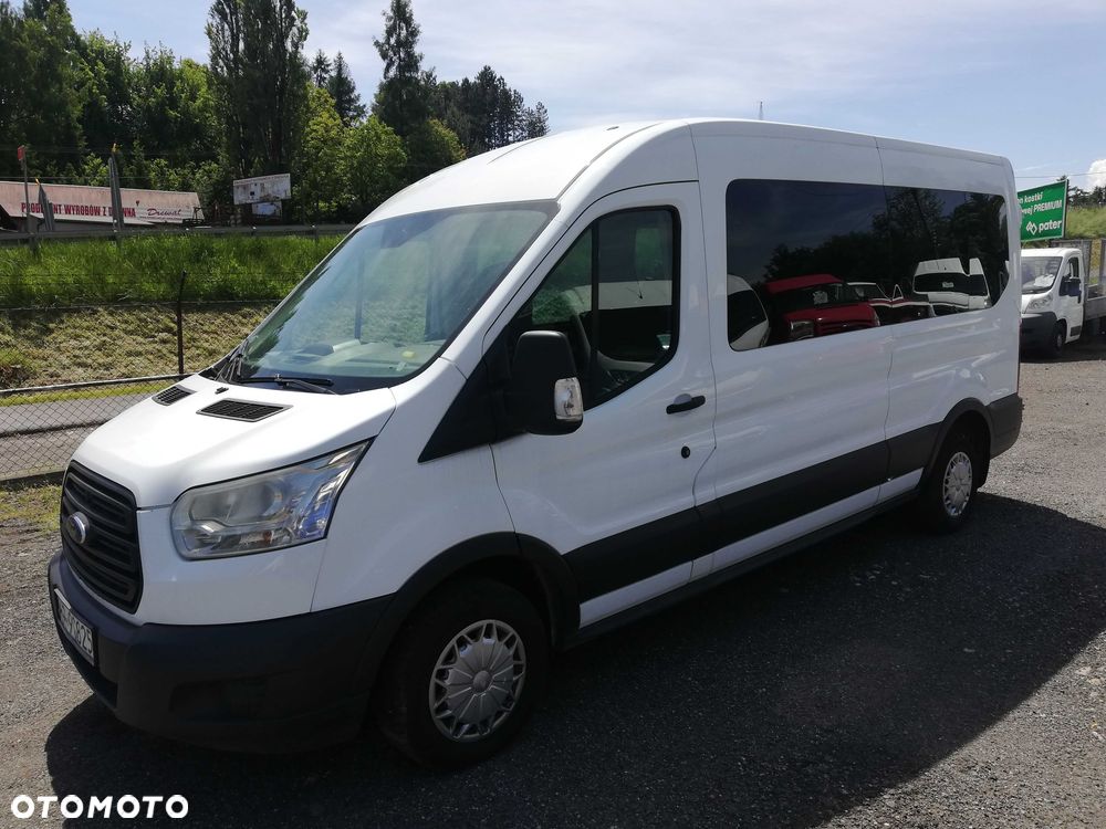 Ford Tourneo Custom - 1